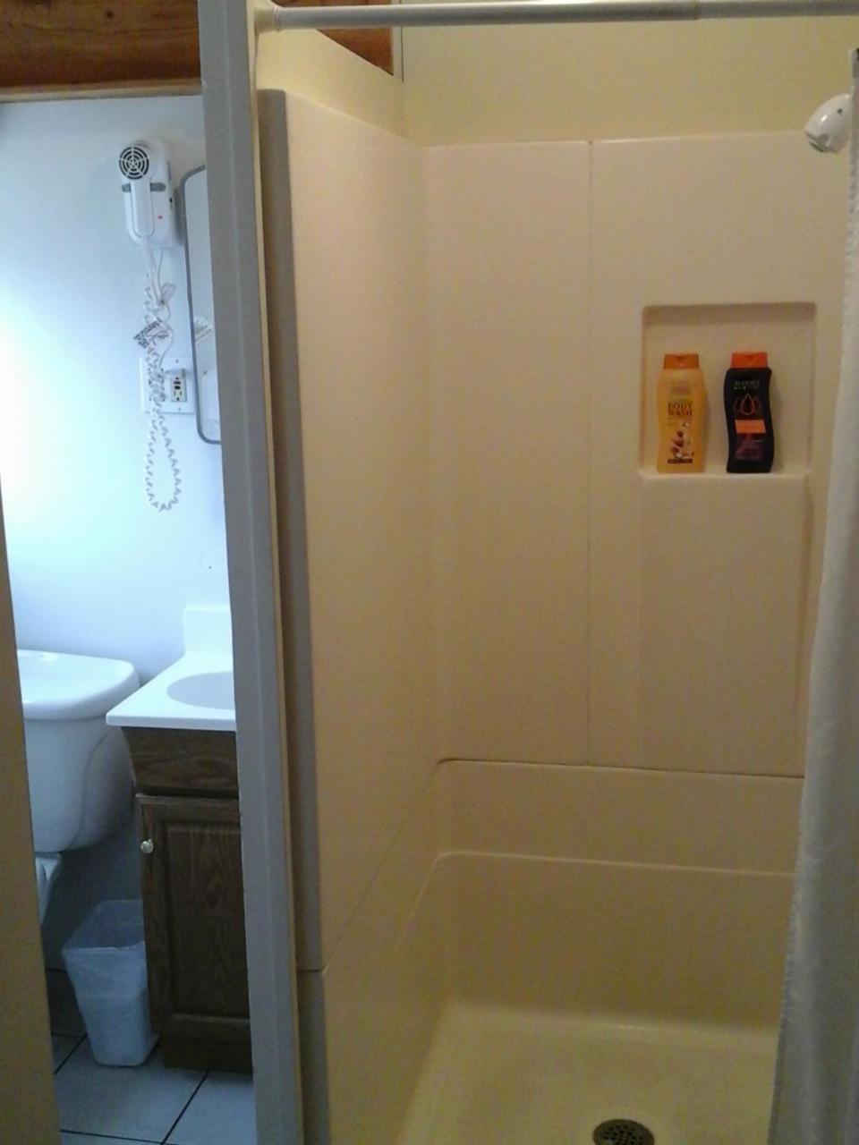 River Bend Motel Llc Spray Eksteriør billede